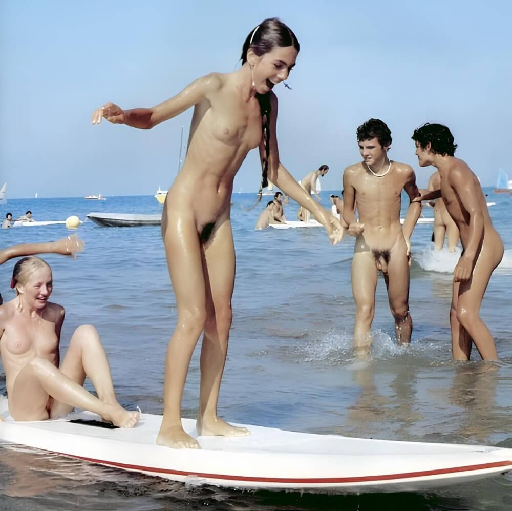 Retro naturism beautiful photos - Nudism teaches respect for the body and nature