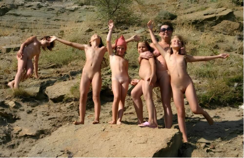 Nudism in a sunny day pics - Nudism helps to overcome shyness and insecurities