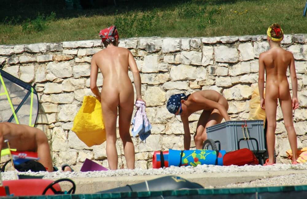 Sporty and Athletic Sands gallery - Many consider a free body and nudism to be central to their lives
