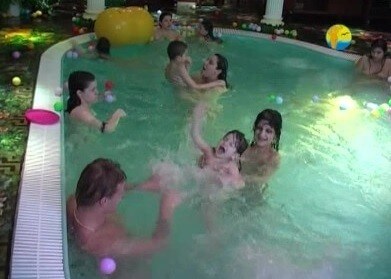 Naturist Freedom: Castle Fantasia - The emergence of naturism is linked to the name of Soren Sorensen