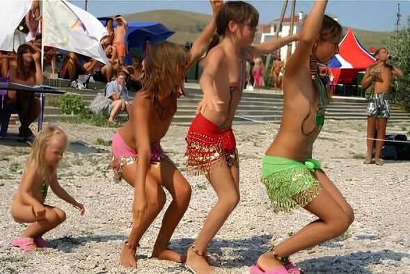 Premium Content 38 - Nudism improves health and boosts self-esteem