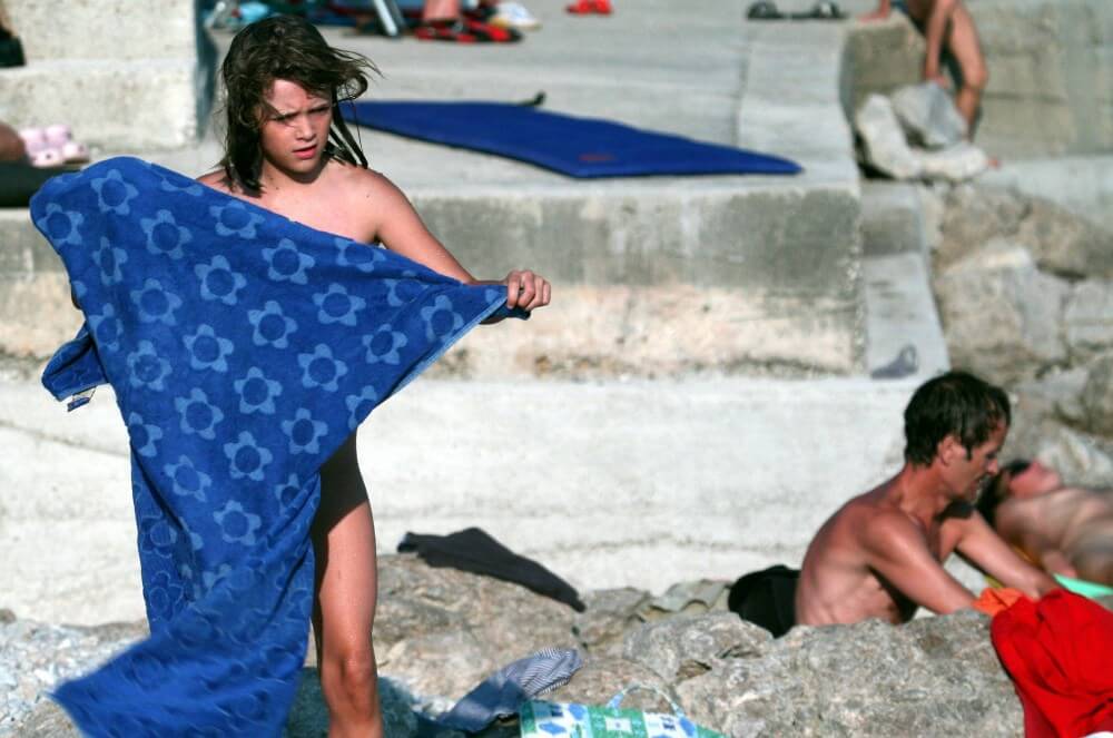 Nudist Rocky Family Angle - We have no objection to the phenomenon itself