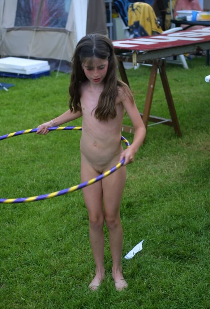 Holland Grass Hula Hoops pics - Respect for differences is valued in the nudist movement