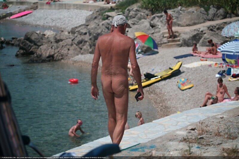 Nudist Shore Walking pics - Naturists view nudity as a philosophy of life