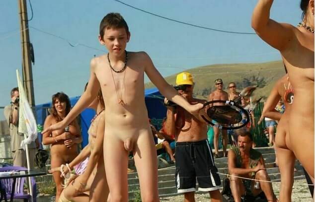 Nudists in Crimea photos - Nudism helps improve health and boost self-confidence