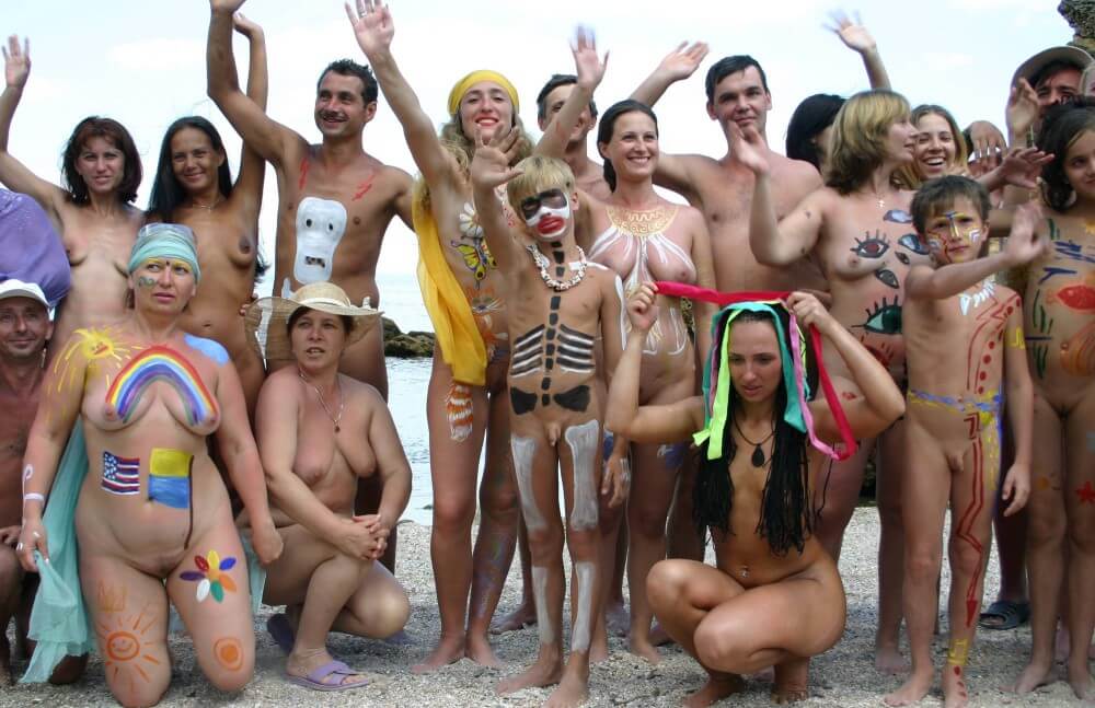 Odessa Our Group Profile pics - A nudist values simplicity and naturalness in life