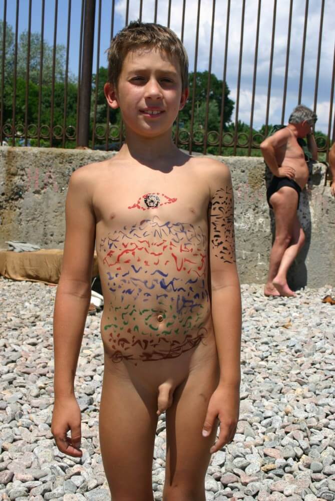 Father and Daughter Painted pics - The sacred significance of the nude