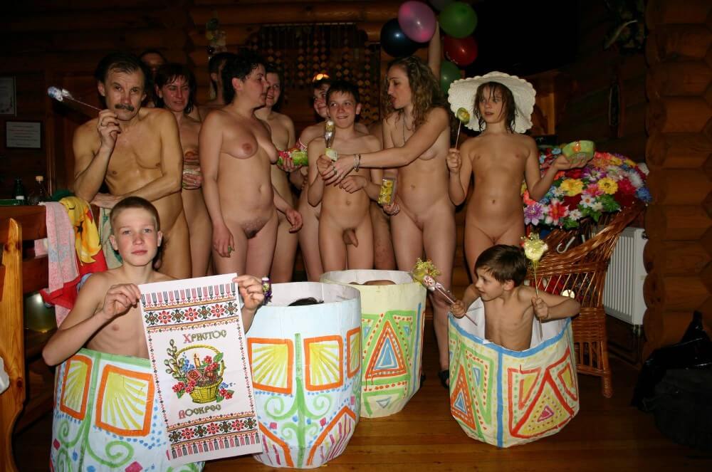 Easter Group Memories pics - Private nudist club