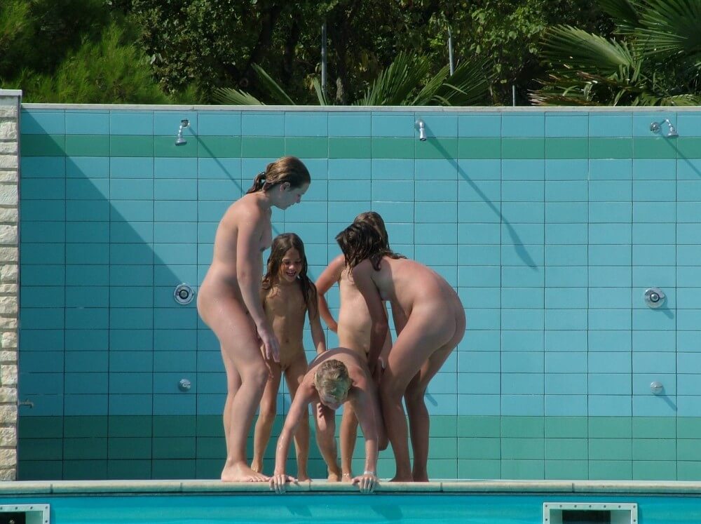 FKK Outdoor Children Pool pics - Lightheartedness and ease are characteristic features of the practice of nudism and naturism