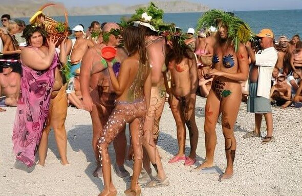 Premium Content # 34 - Belief in oneself and ones own strengths are important qualities for practitioners of naturism and nudism