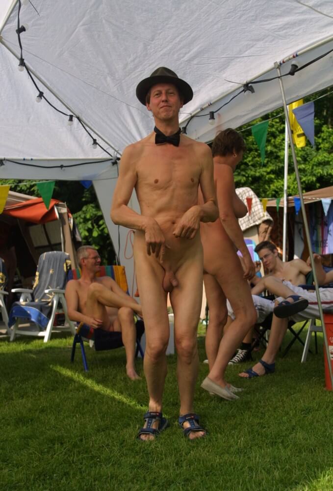 Holland Show and Relaxation - The nudist community strives for tolerance