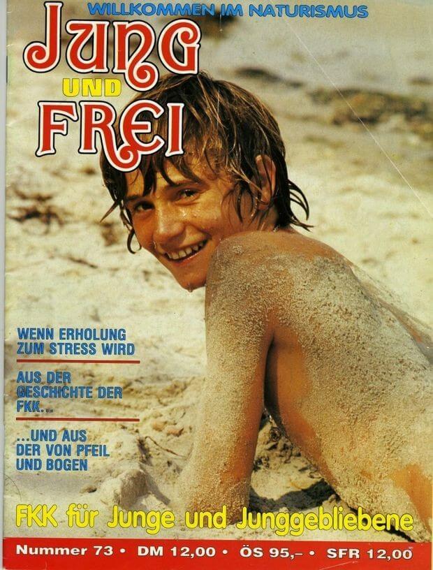 Jung und Frei Nr 73 - Leaving the house while naked