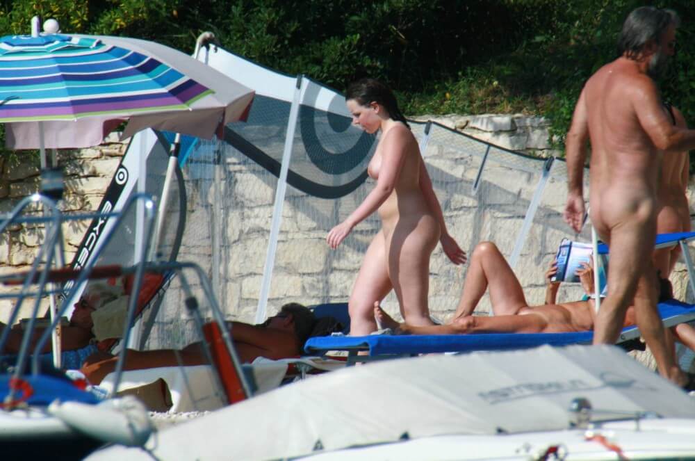 Girl Daytime Bath - Peace and tranquility are important values for advocates of naturism and nudism