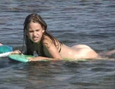 Naturistin: Julia and Hanna Am Meer - Nudism and naturism are a philosophy of life and a culture of interaction