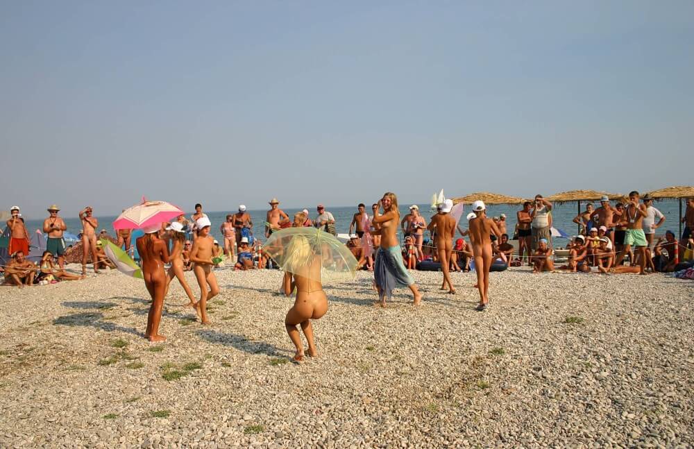 Ribbon and Umbrella Dance pics - Social Nudism Around the World