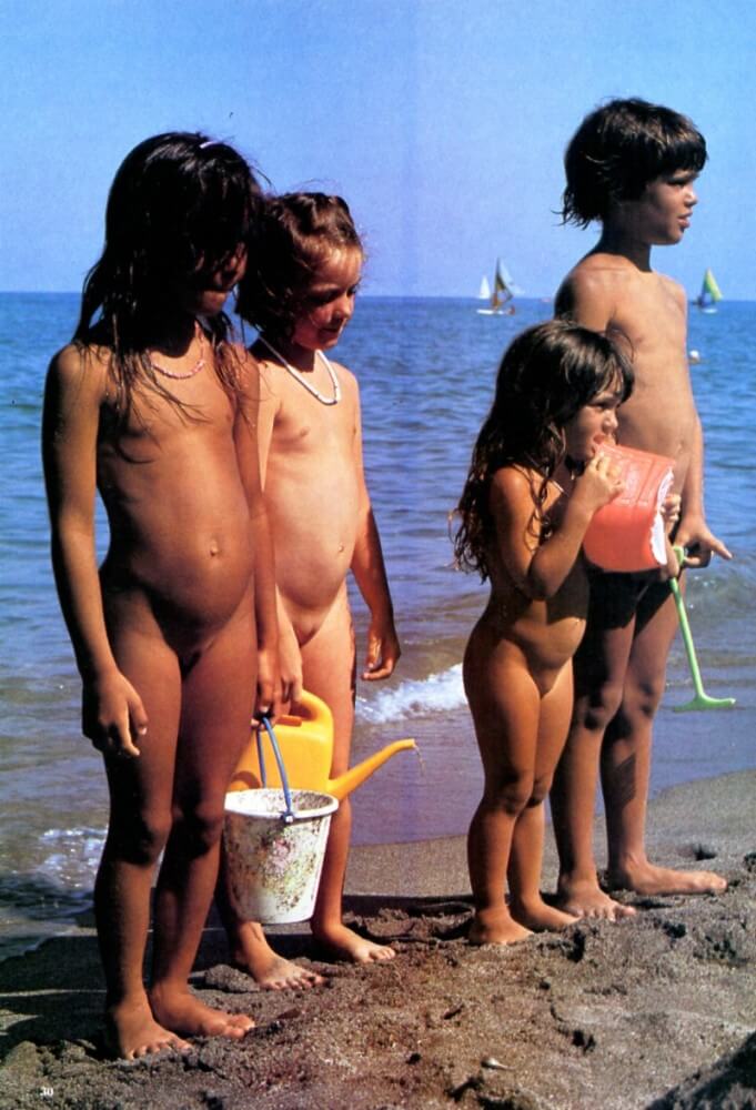 Jung und Frei Nr 6 - The nature of nudism provides strength and inspiration