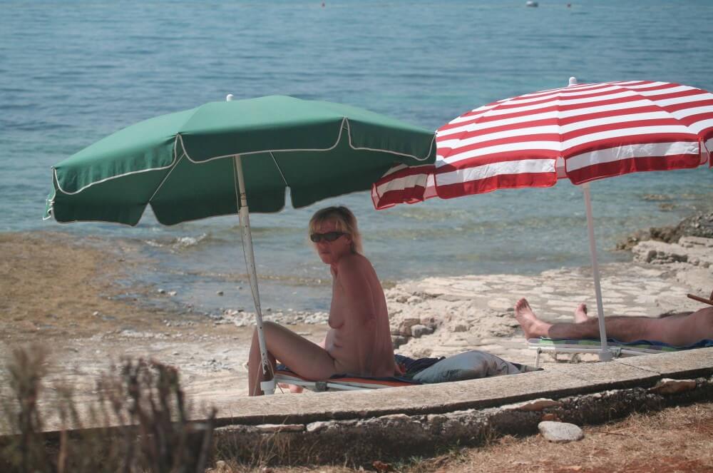 FKK Beachline Front pics - The natural beauty of the body is revealed in nudism