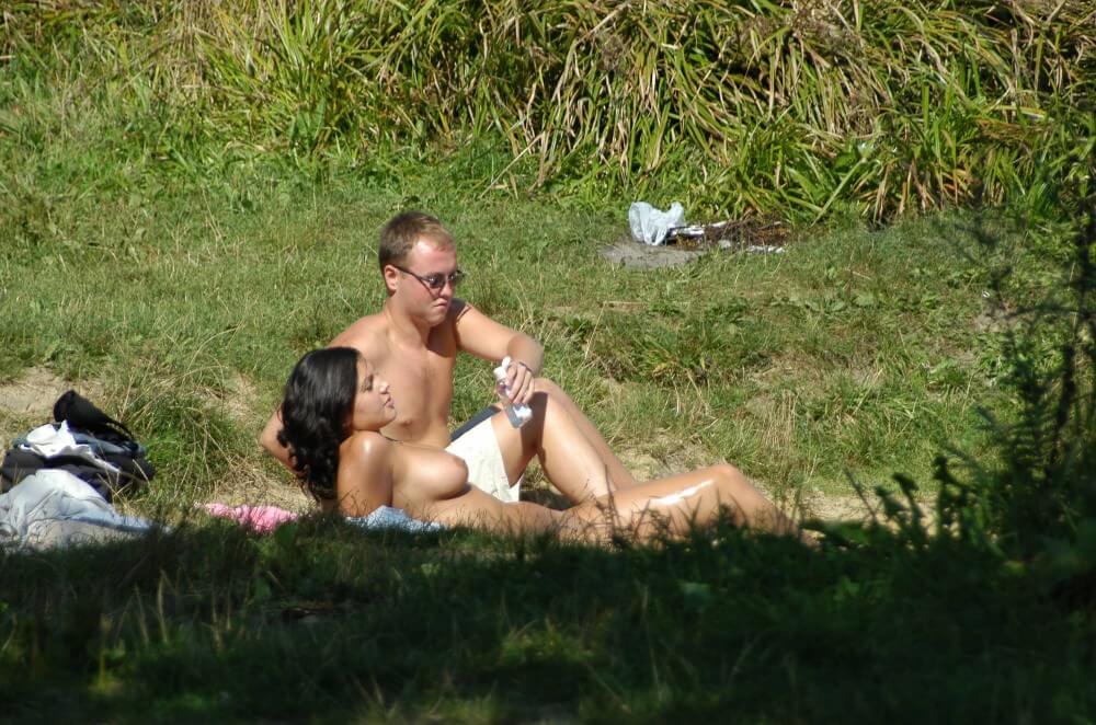 Photo Shoot Observation pics - Nudism teaches respect for the body and nature