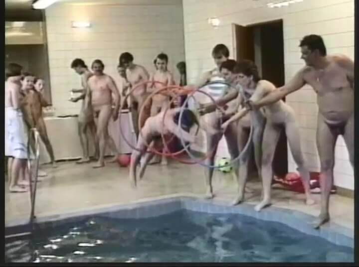 Helios Natura: Gong Hotel Pool Party - Freedom from clothing is an integral part of naturism