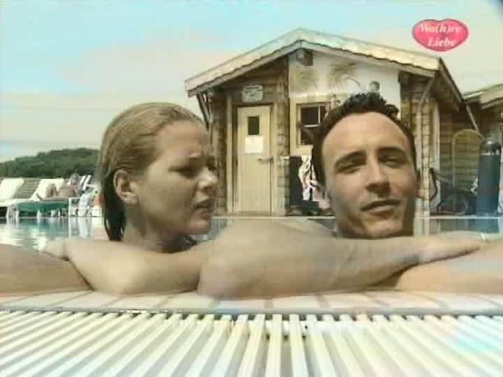 FKK in Deutschland Documentary Video - A nudist promotes tolerance and respect for others